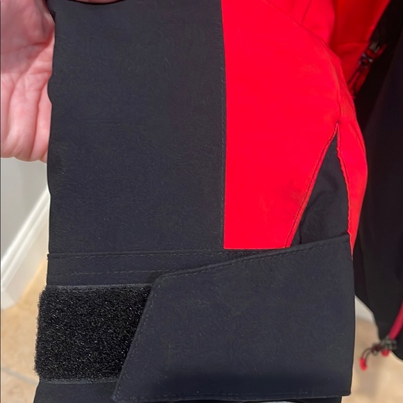 Obermeyer Axel Ski Jacket Teen Med (10-12) - Picture 6 of 6